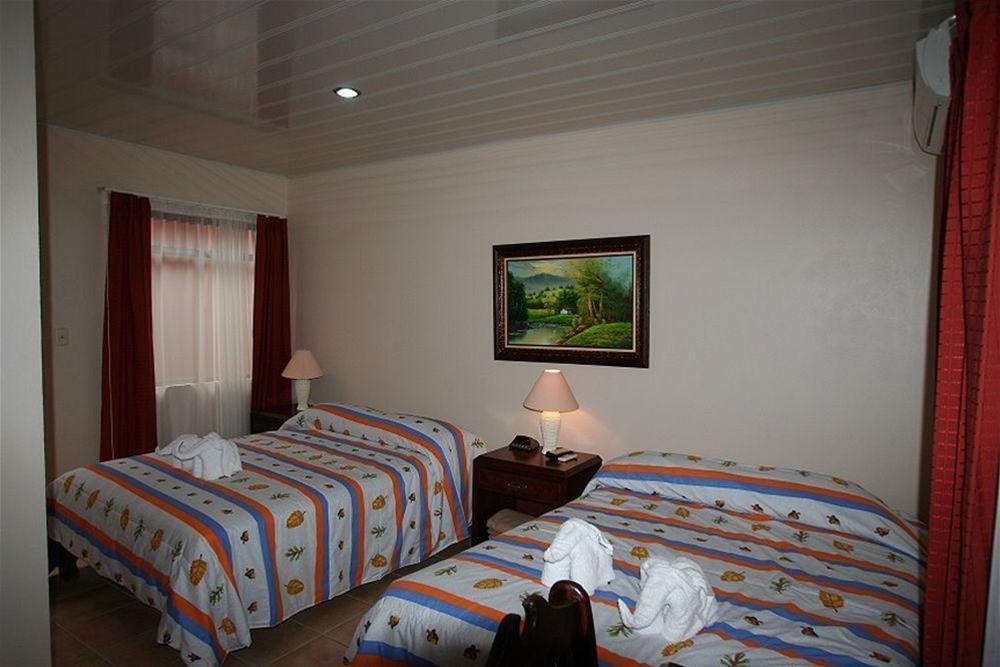 Hotel La Choza Inn La Fortuna Εξωτερικό φωτογραφία